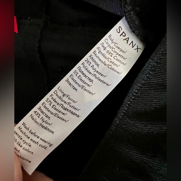 SPANX Classic Black Pull-On Knit Skinny Jean Pant - Medium - Picture 6 of 9